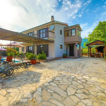 Villa Marica - Five Bedroom With Private Pool