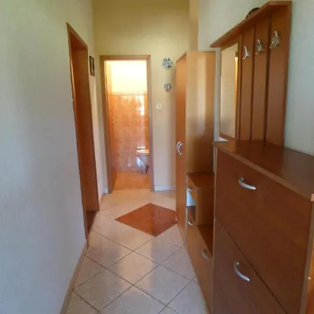 Marica - Five Bedroom With Private Pool Villa Kaštela