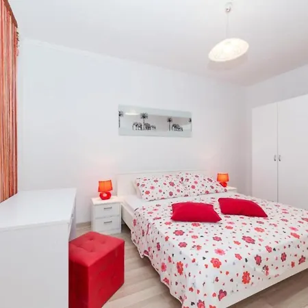 Marica - Five Bedroom With Private Pool Villa