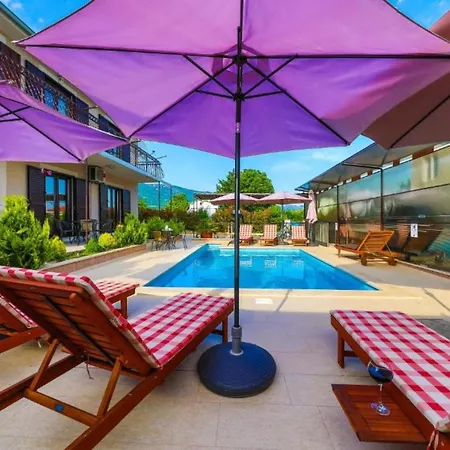 Villa Marica - Five Bedroom With Private Pool *